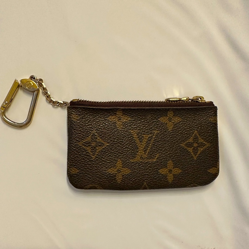 Authentic Louis Vuitton key pouch